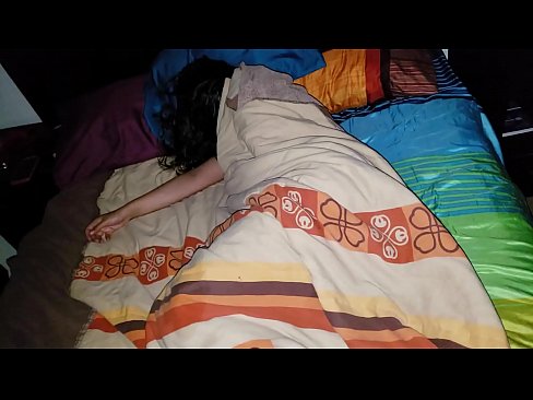 ❤️ Tus niam txiv cem nws niam yau thaum nws tsaug zog. ❌  Porn video  ntawm peb hmn.pornsexer.ru% Ib ❤